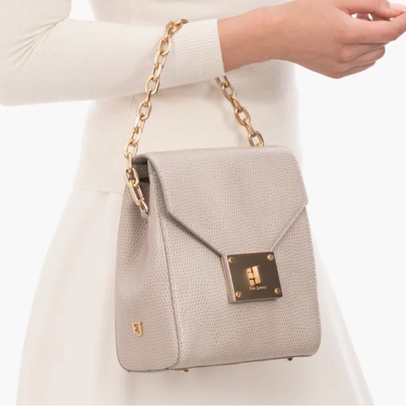 Eric Javits Livia Light Gray Crossbody Bag with Gold Chain - NWT - Picture 5 of 15